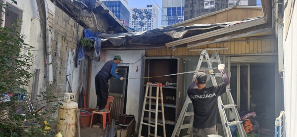 ed3f0d2428d63f9cf7476c1e6e26d381_1758276802_8927.jpg ed3f0d2428d63f9cf7476c1e6e26d381_1758276802_8927.jpg